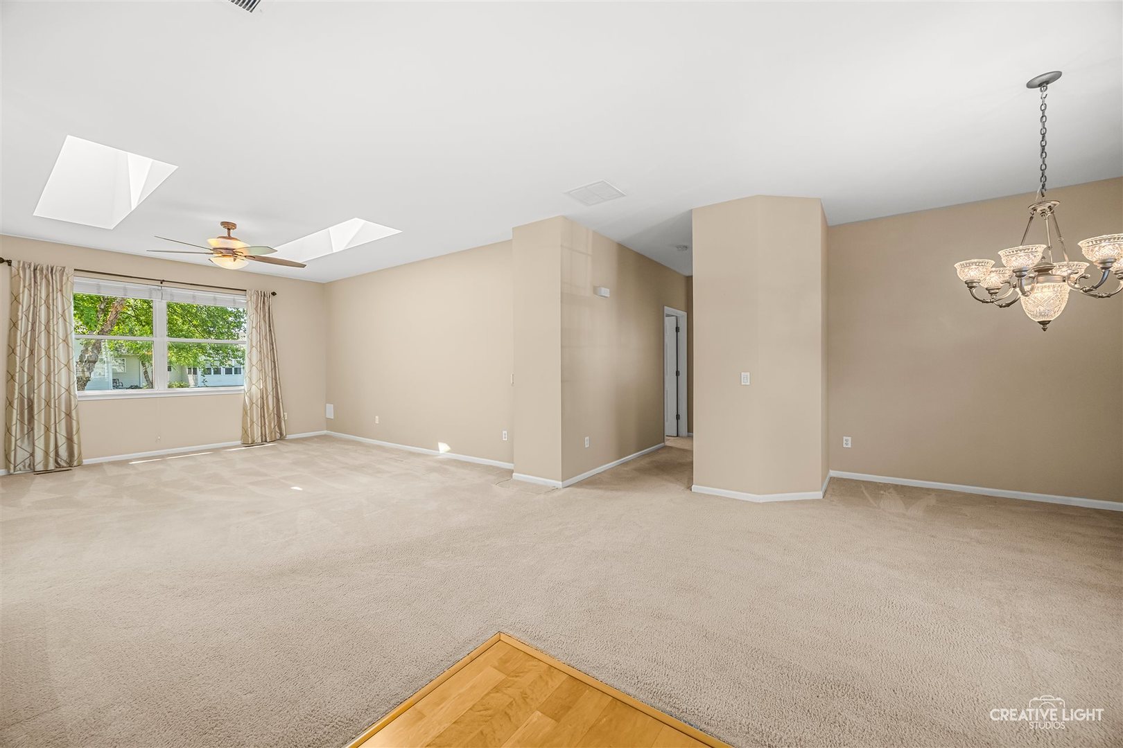 633 S Cadillac Circle Property Photo 3