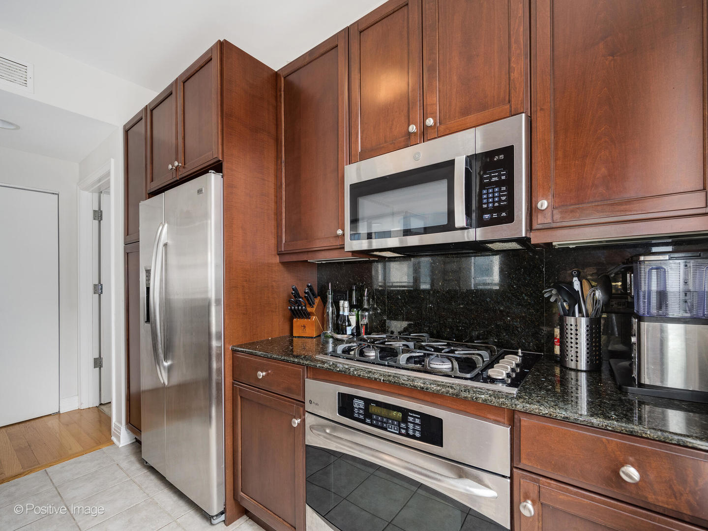 600 N Lake Shore Drive 1409 Property Photo 11
