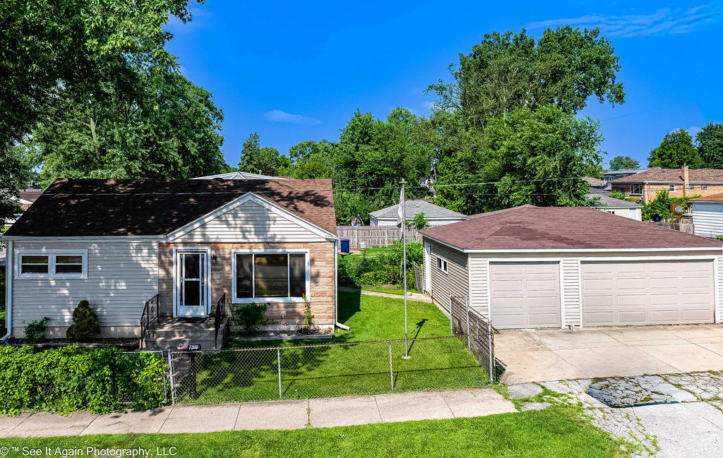 7300 W 114th Place Property Photo 8