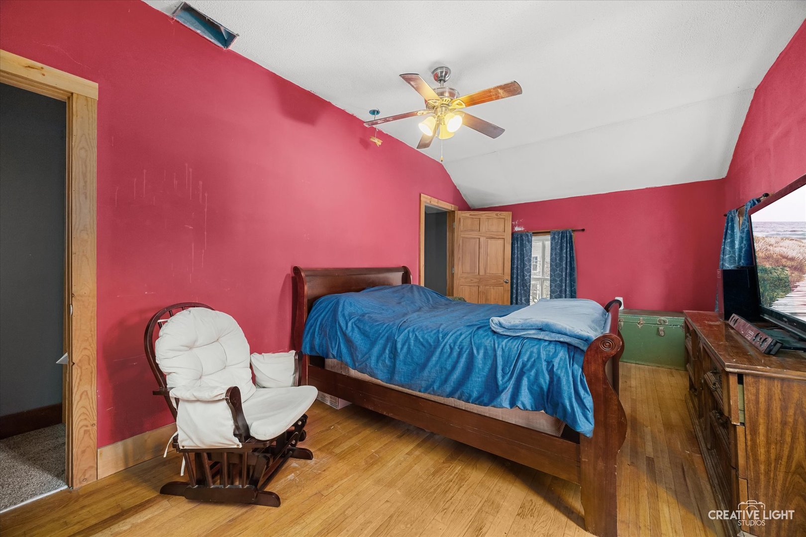 107 E Comanche Avenue Property Photo 9