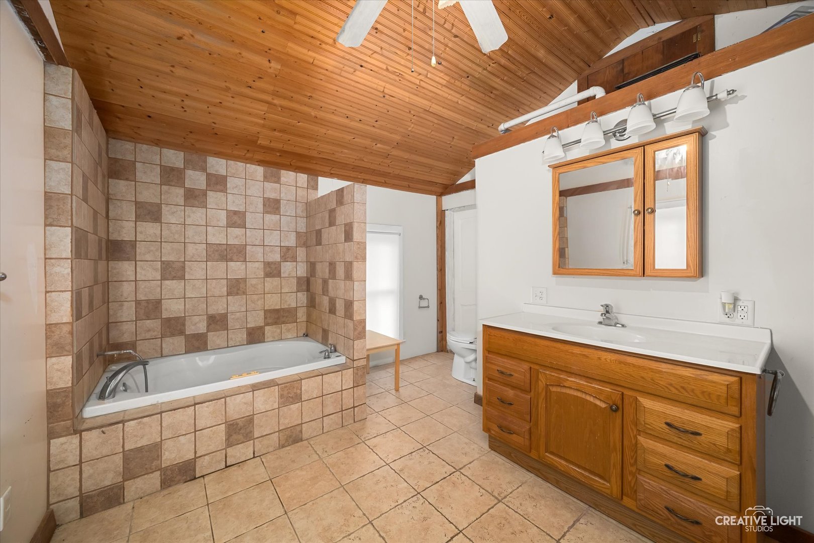 107 E Comanche Avenue Property Photo 12
