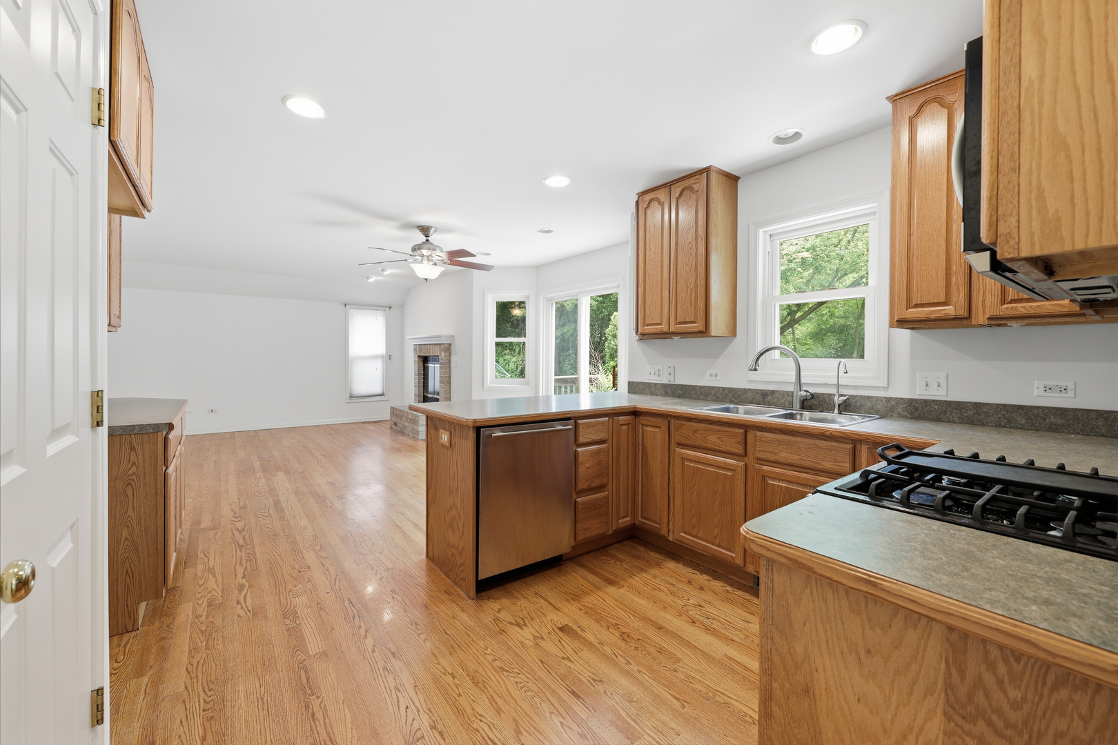 1018 Park Avenue Property Photo 10