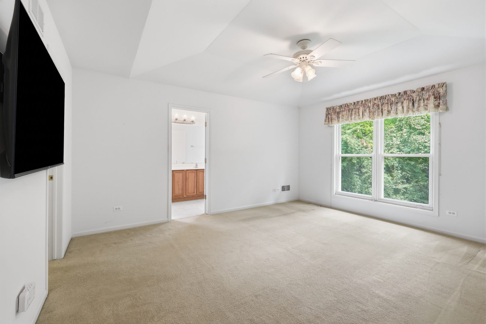 1018 Park Avenue Property Photo 18