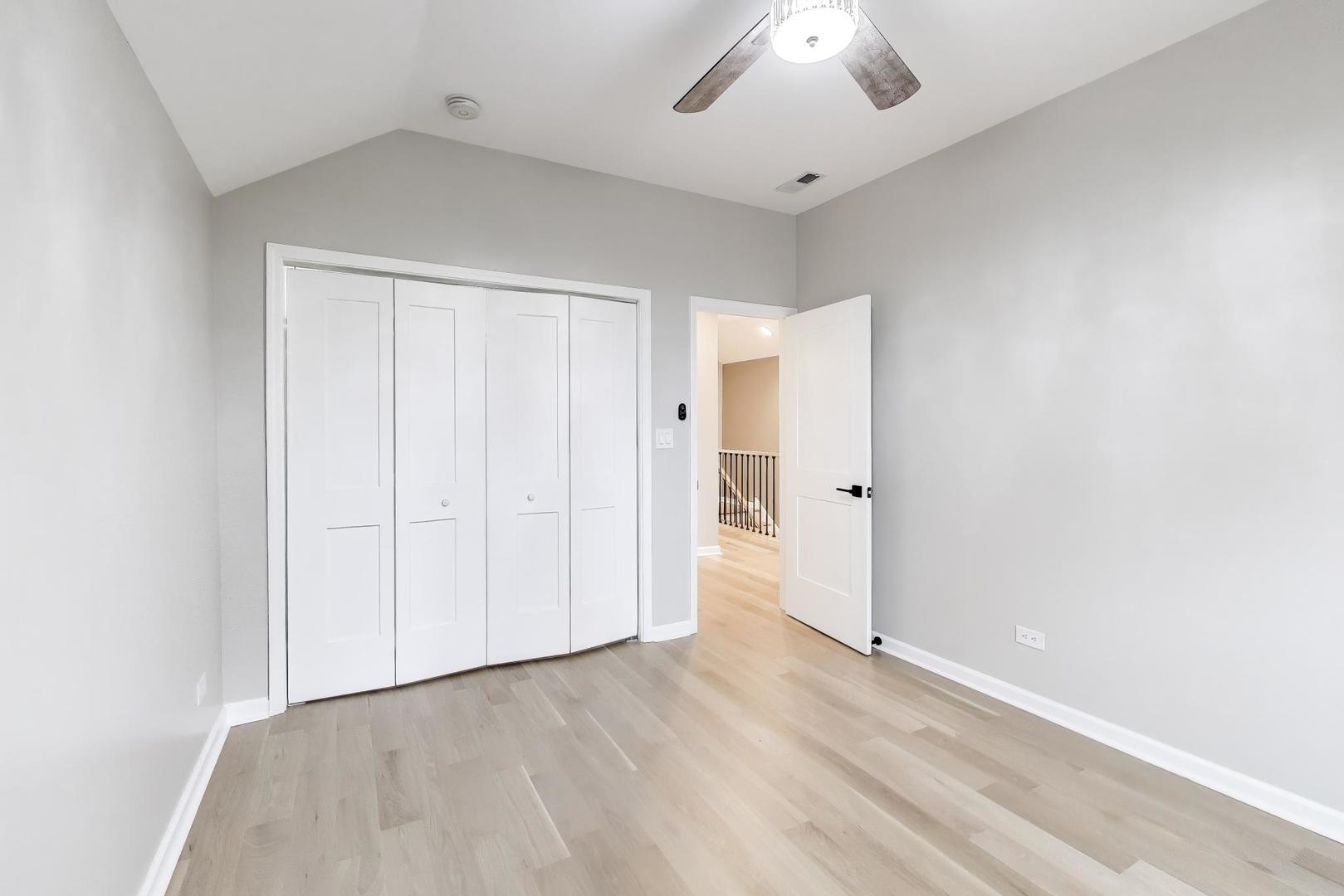 4065 N Meade Avenue Property Photo 26