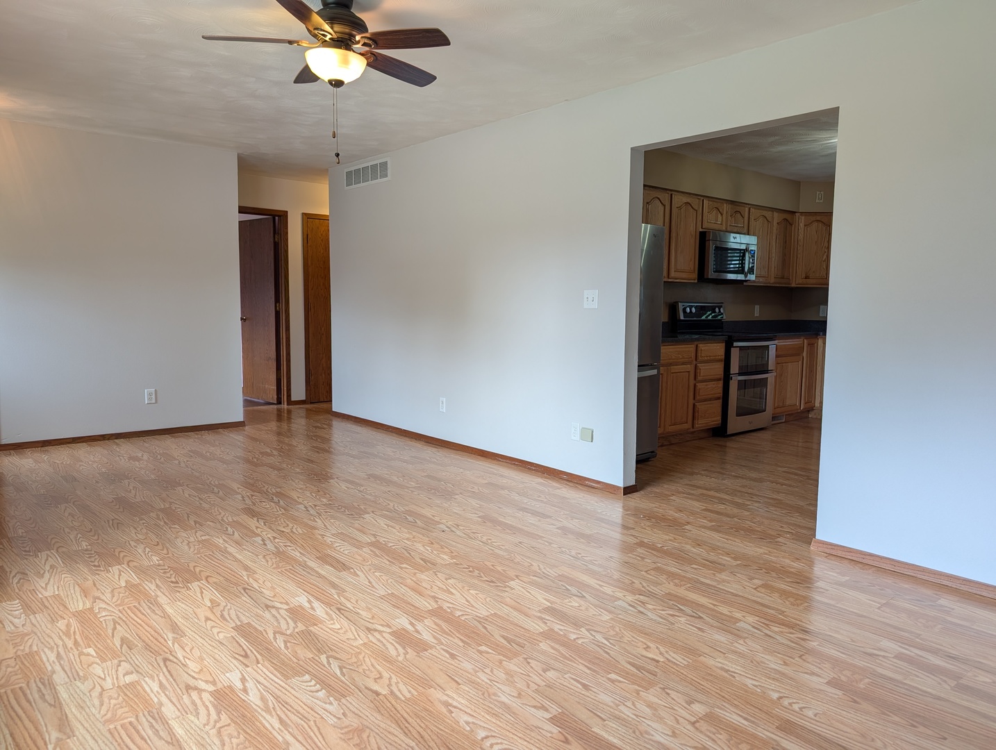 204 Hickory Drive Property Photo 5