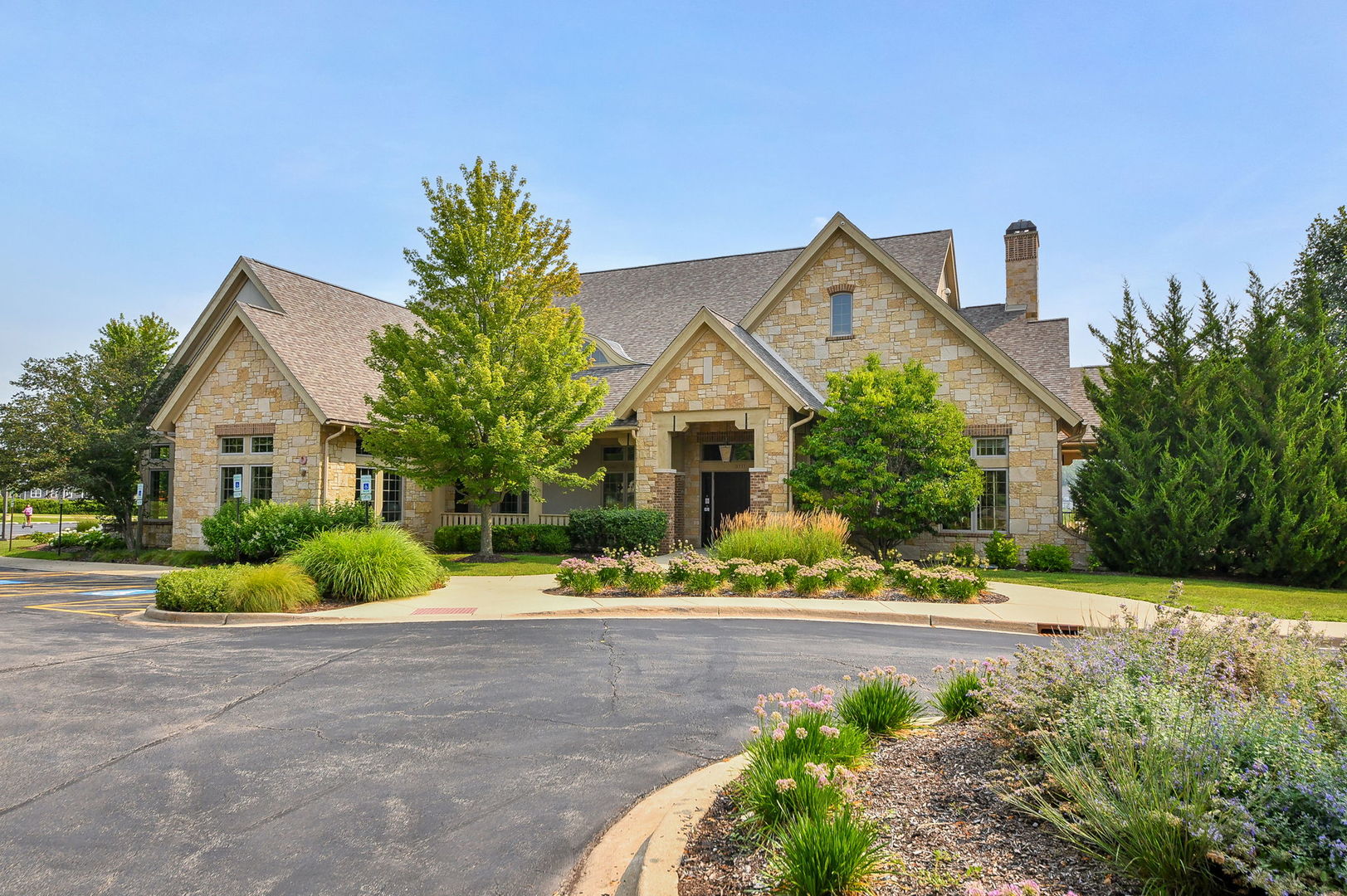 3529 Gallant Fox Drive Property Photo 36
