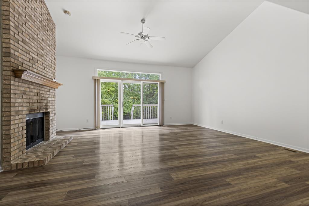 2947 Troon Court Property Photo 4
