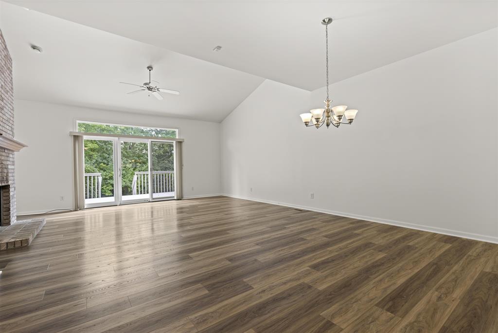 2947 Troon Court Property Photo 5
