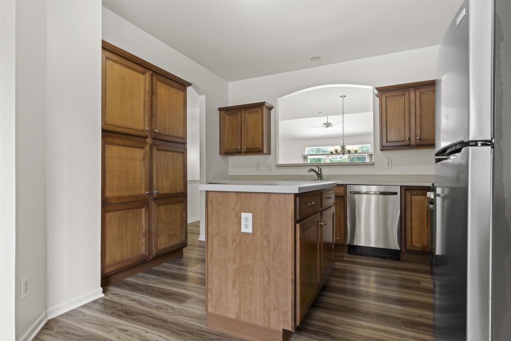 2947 Troon Court Property Photo 9