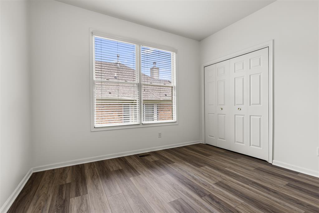 2947 Troon Court Property Photo 13