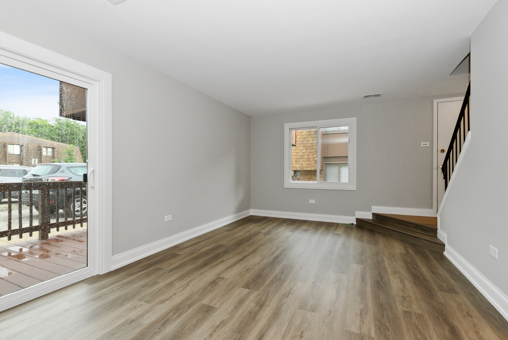 12752 Kenneth Avenue C Property Photo 8