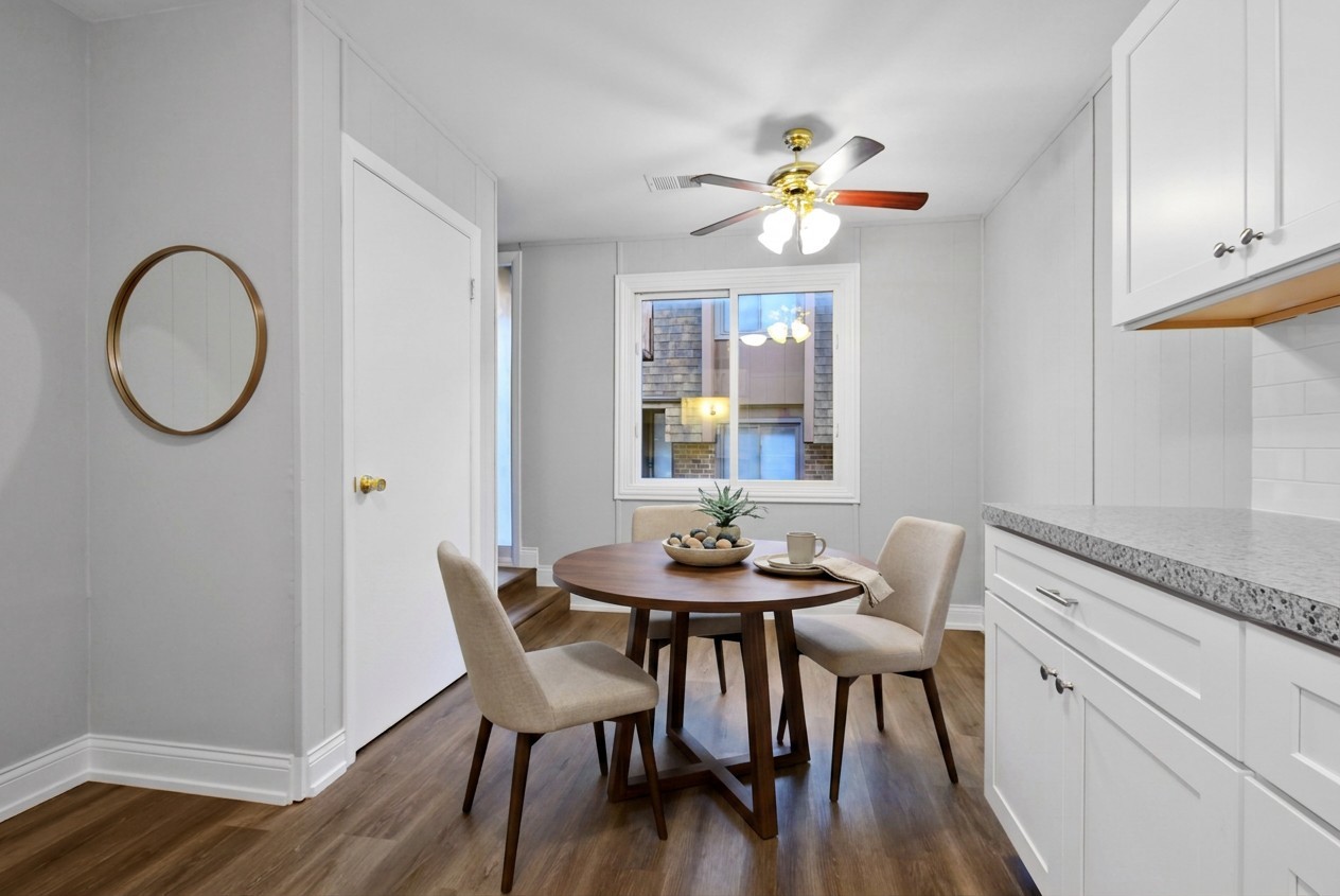 12752 Kenneth Avenue C Property Photo 15