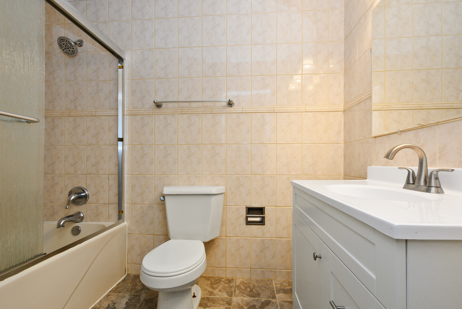 12752 Kenneth Avenue C Property Photo 22