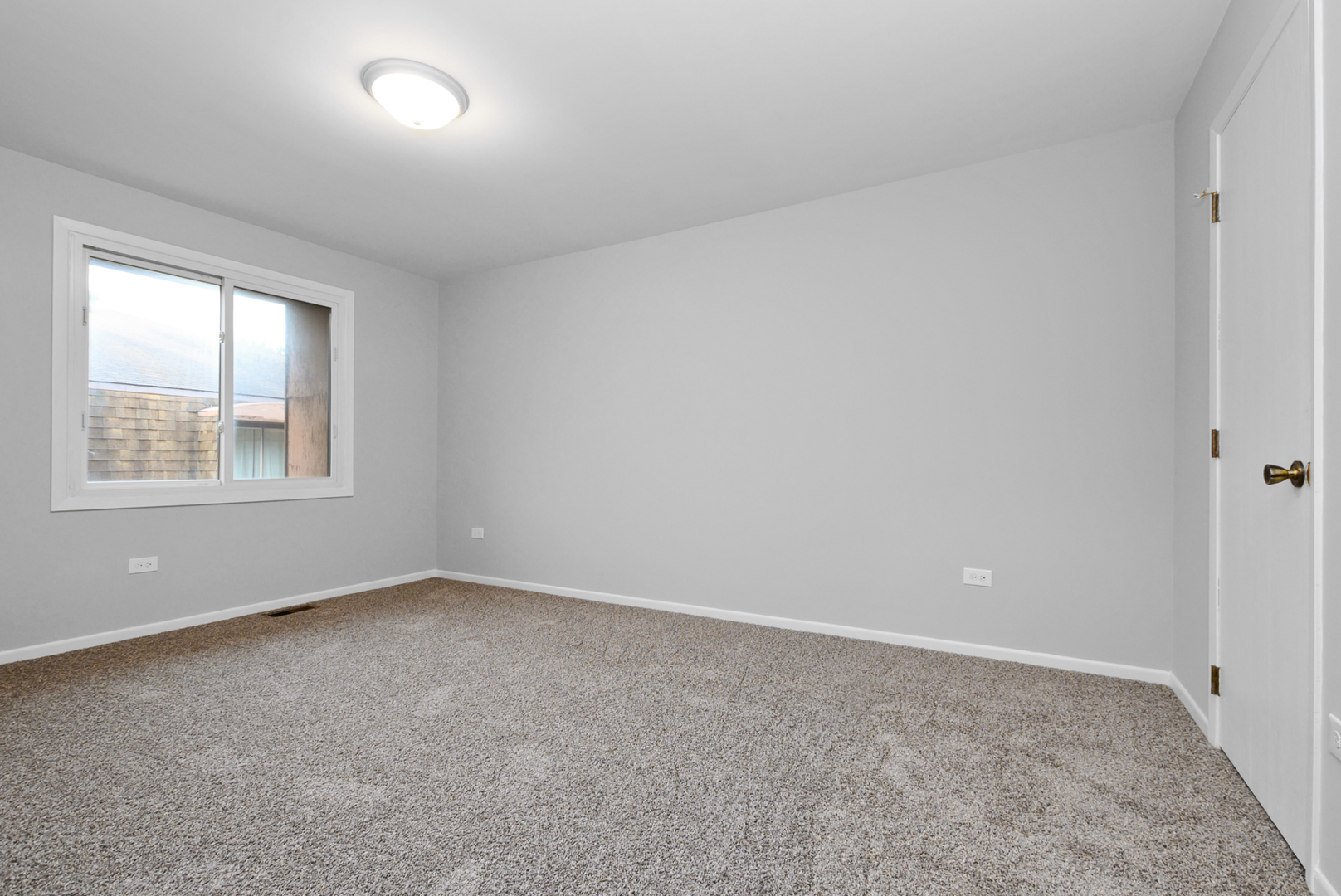 12752 Kenneth Avenue C Property Photo 23