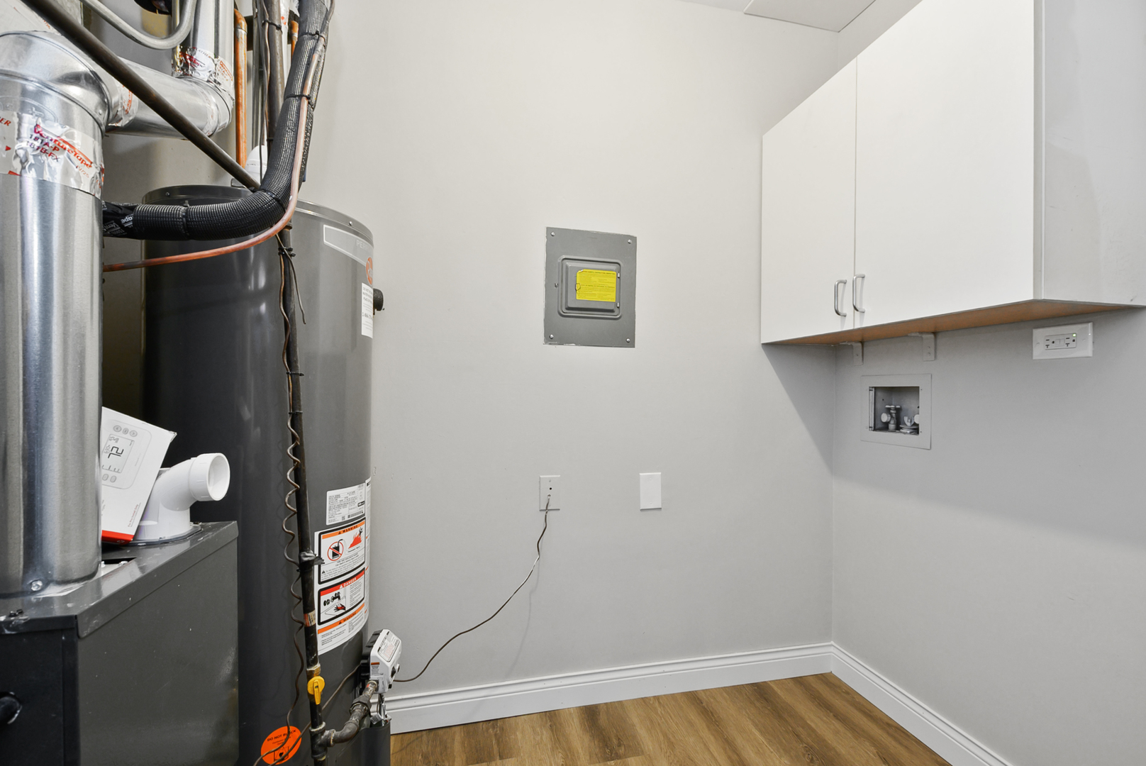 12752 Kenneth Avenue C Property Photo 24