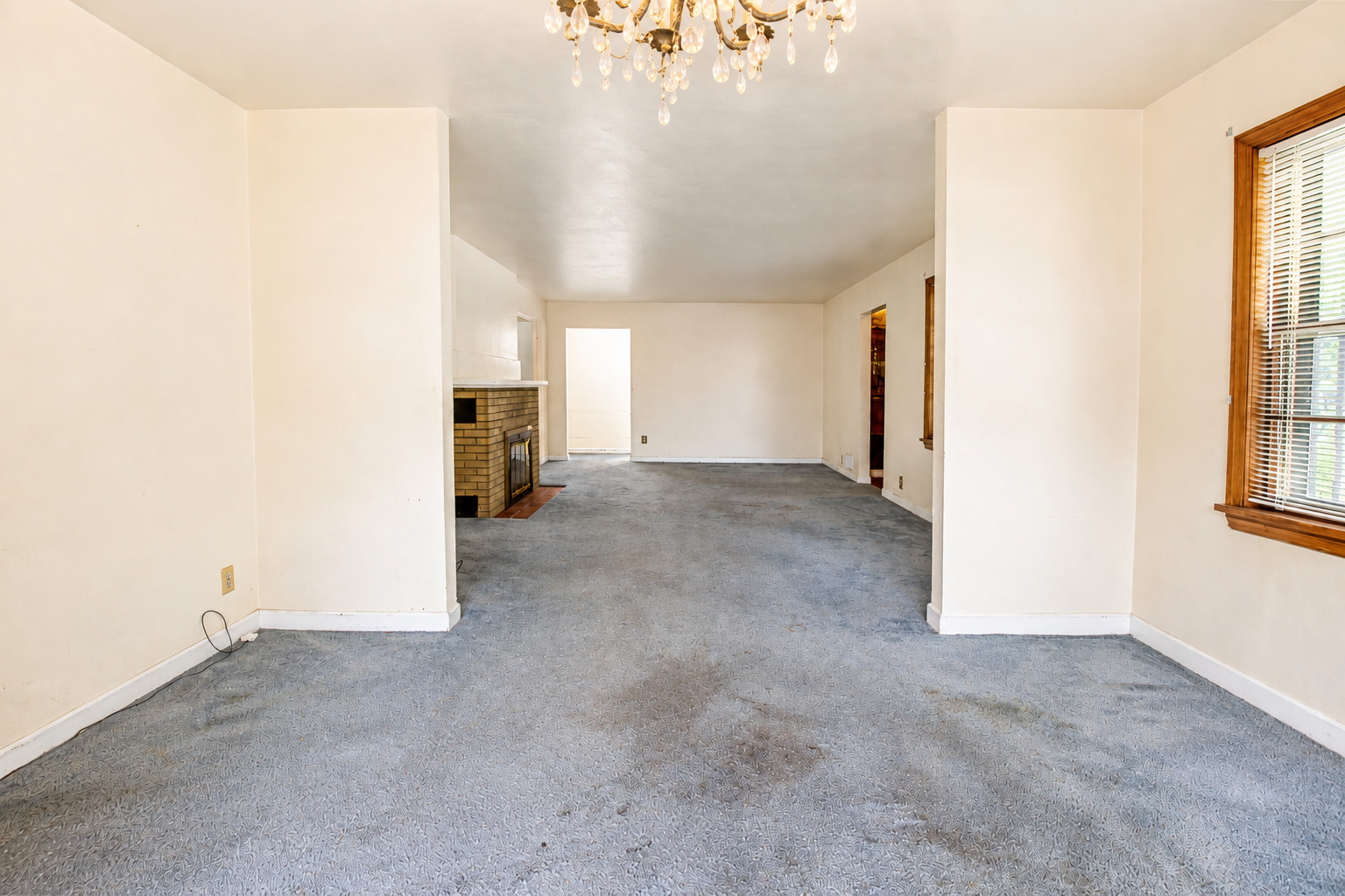 1067 Wentworth Avenue Property Photo 11