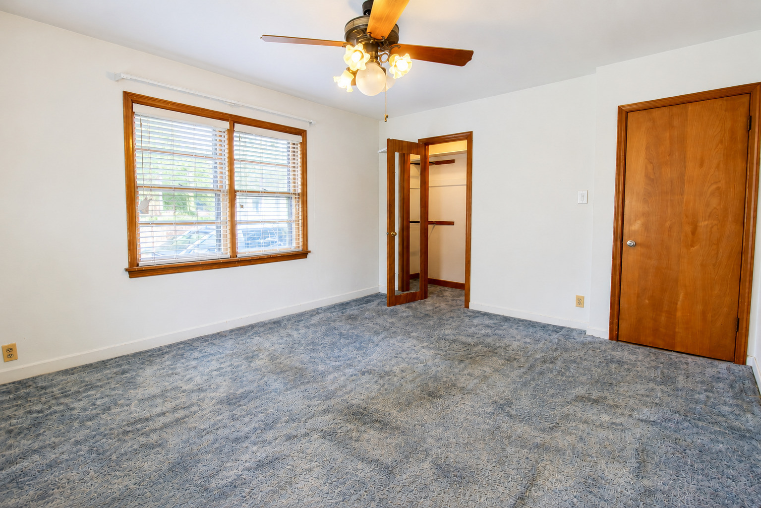 1067 Wentworth Avenue Property Photo 23