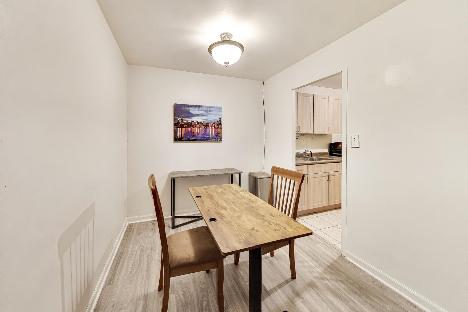 3950 N Lake Shore Drive 227e Property Photo 8