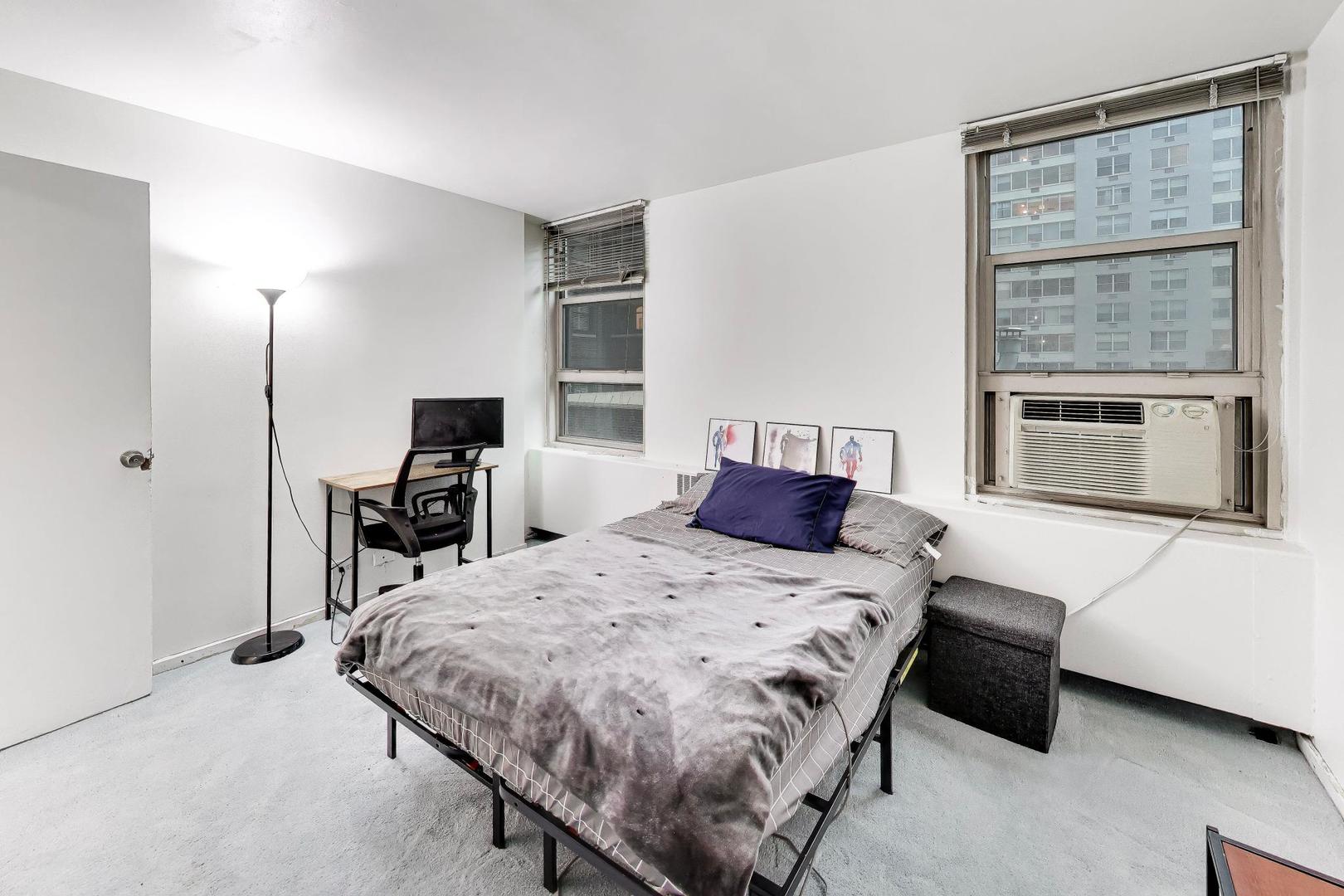 3950 N Lake Shore Drive 227e Property Photo 16
