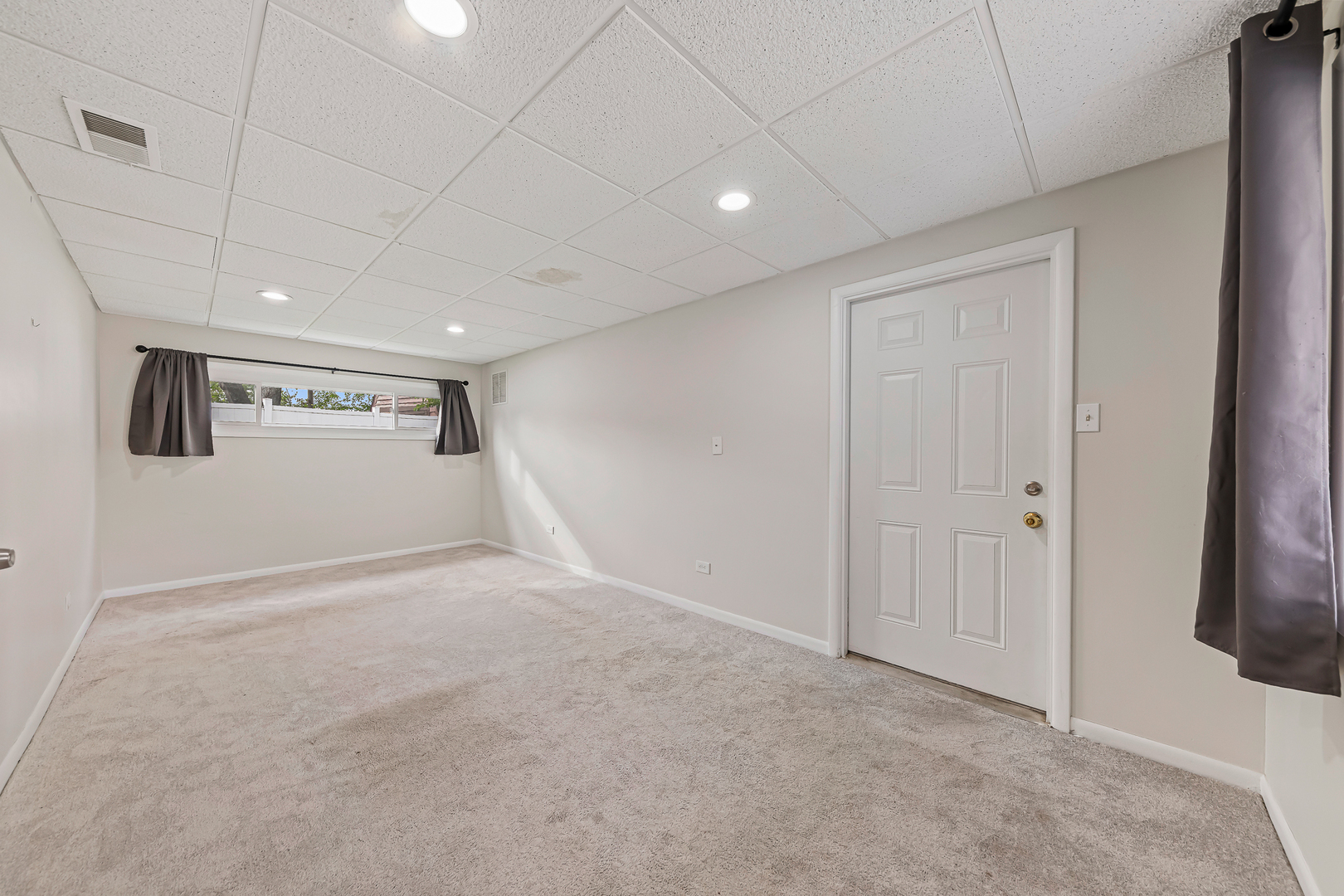 7144 173rd Place Property Photo 8