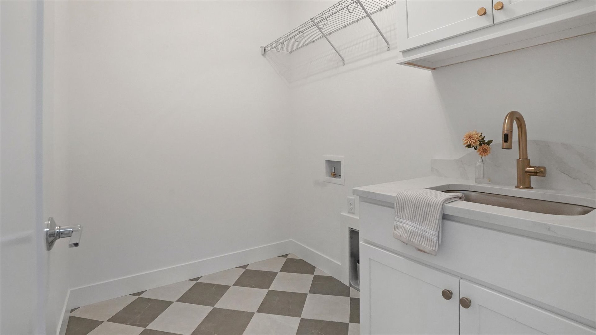1203 Willowgrove Lane Property Photo 19