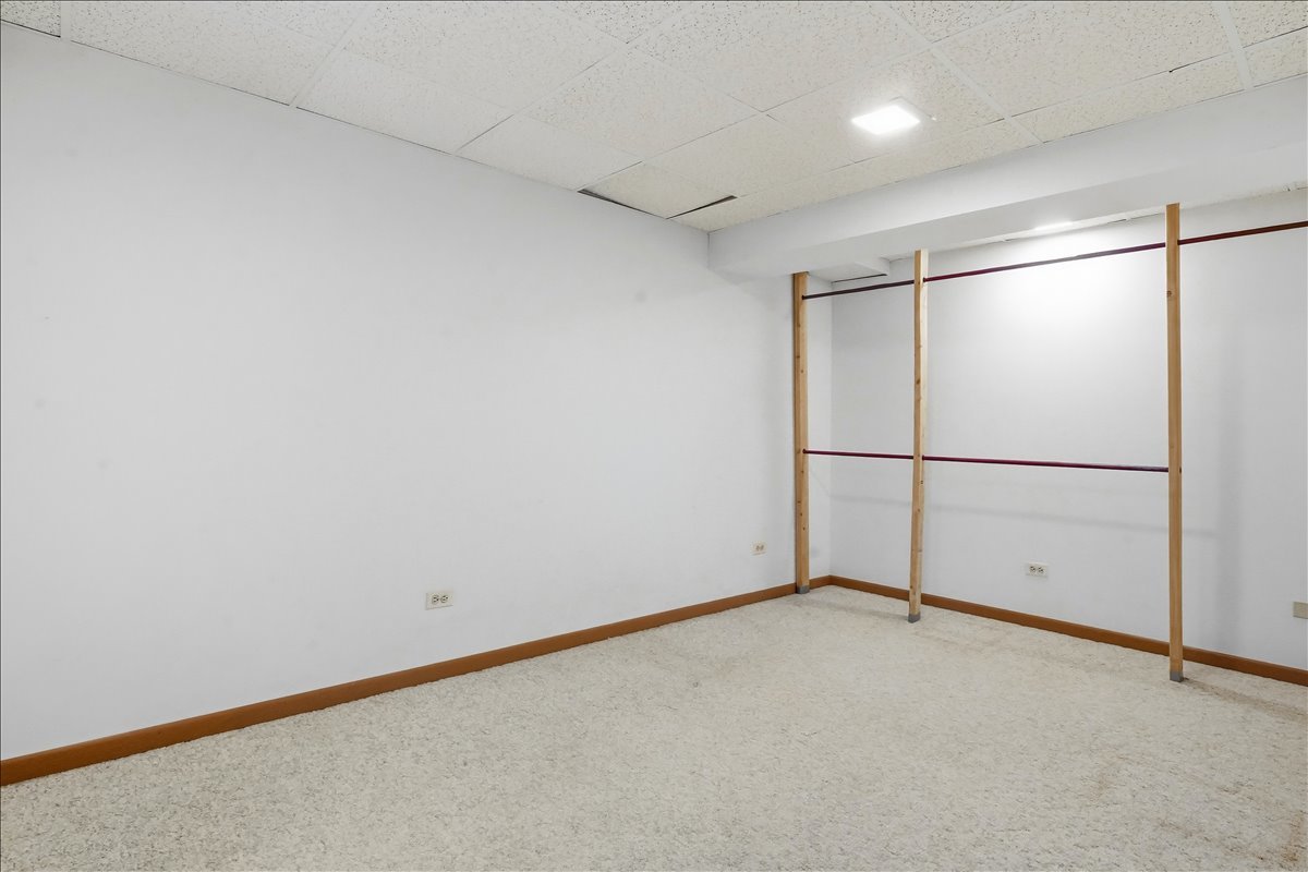 1284 Regent Drive Property Photo 22