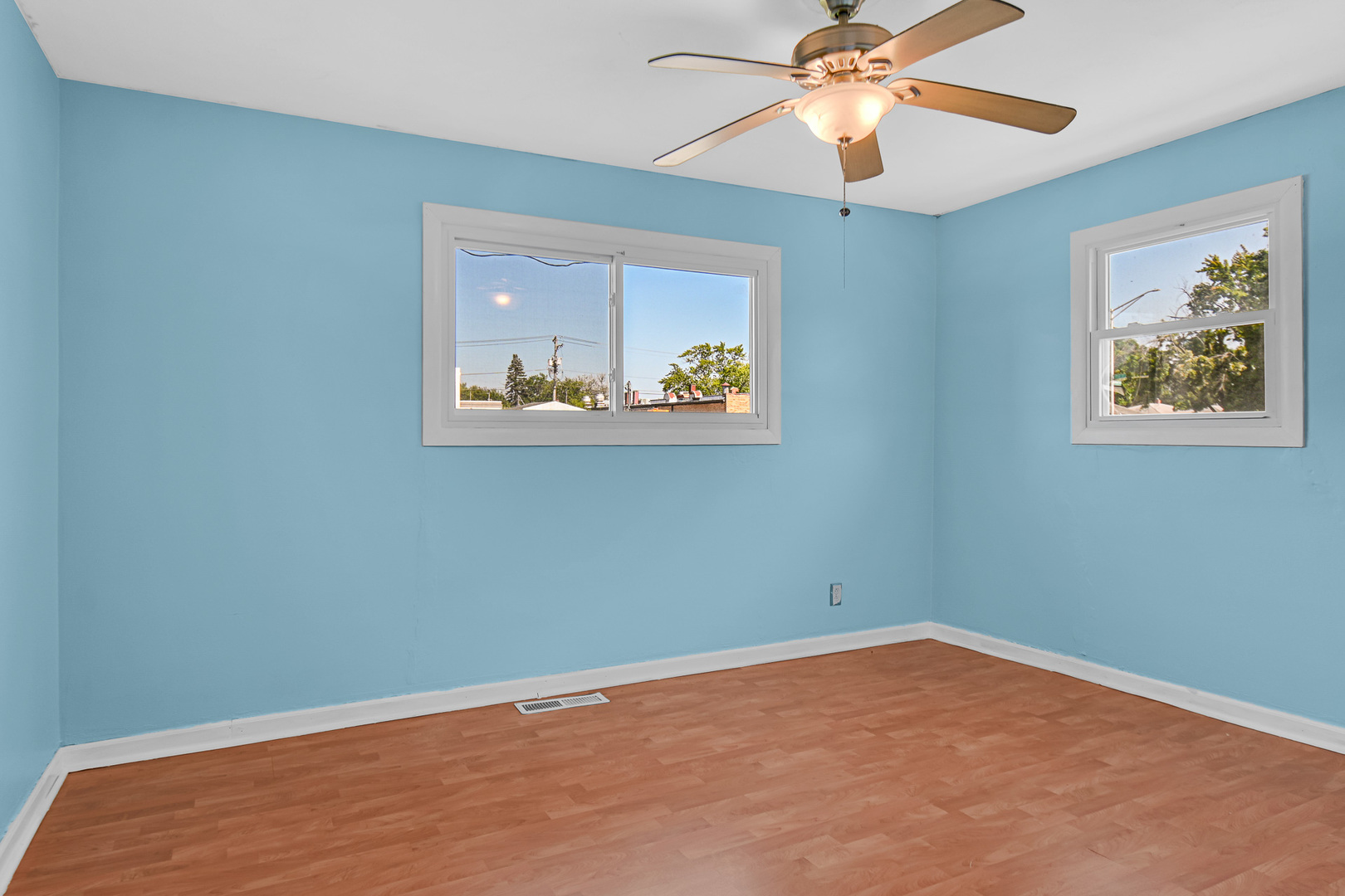 17044 Burnham Avenue Property Photo 12