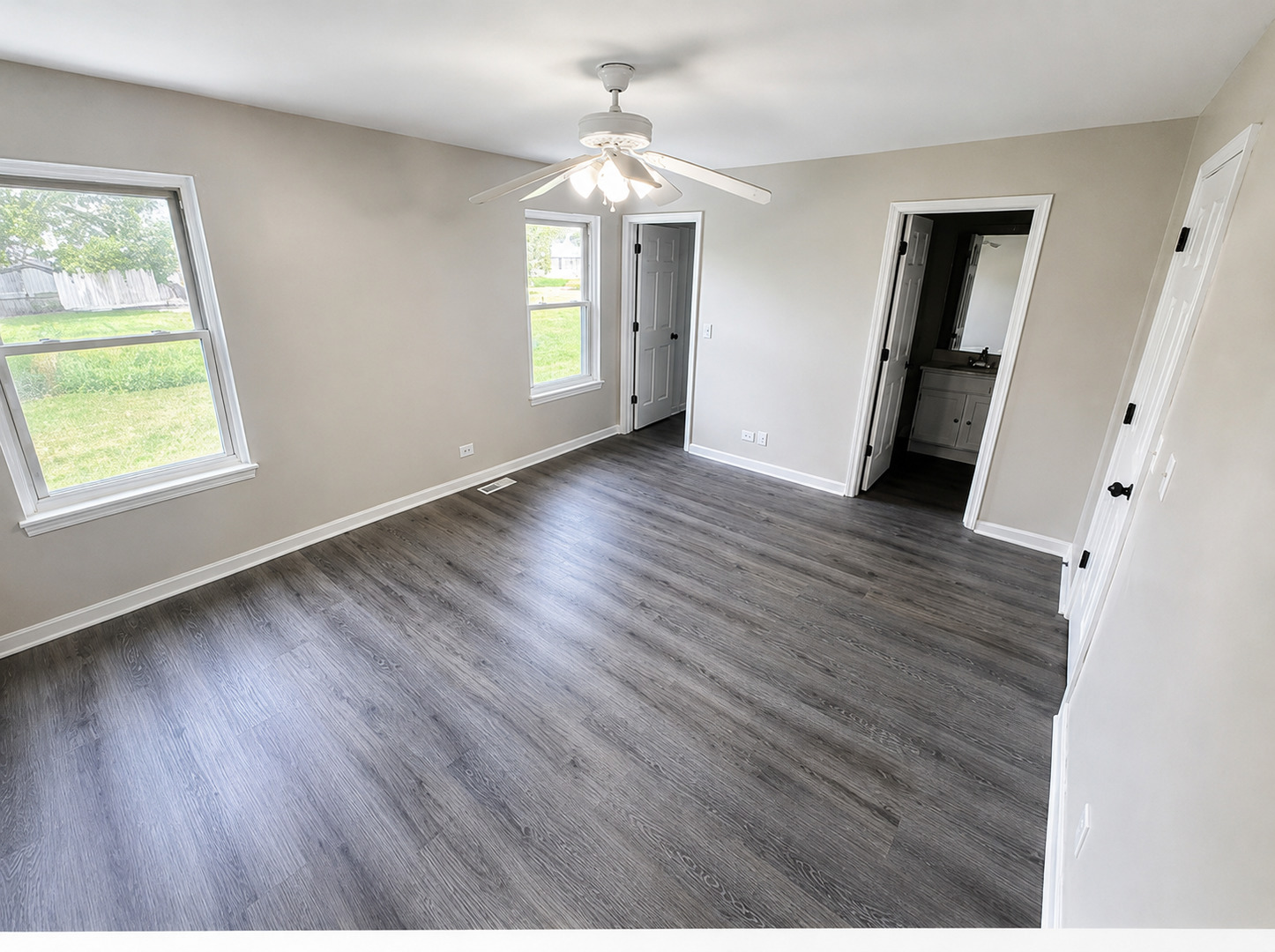 1432 Huntcliff Road Property Photo 6
