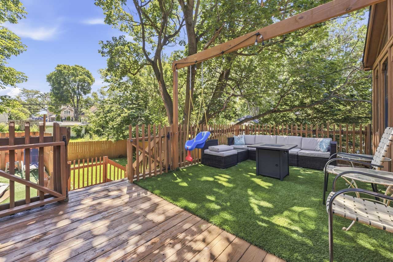 35 Woodland Avenue Property Photo 17
