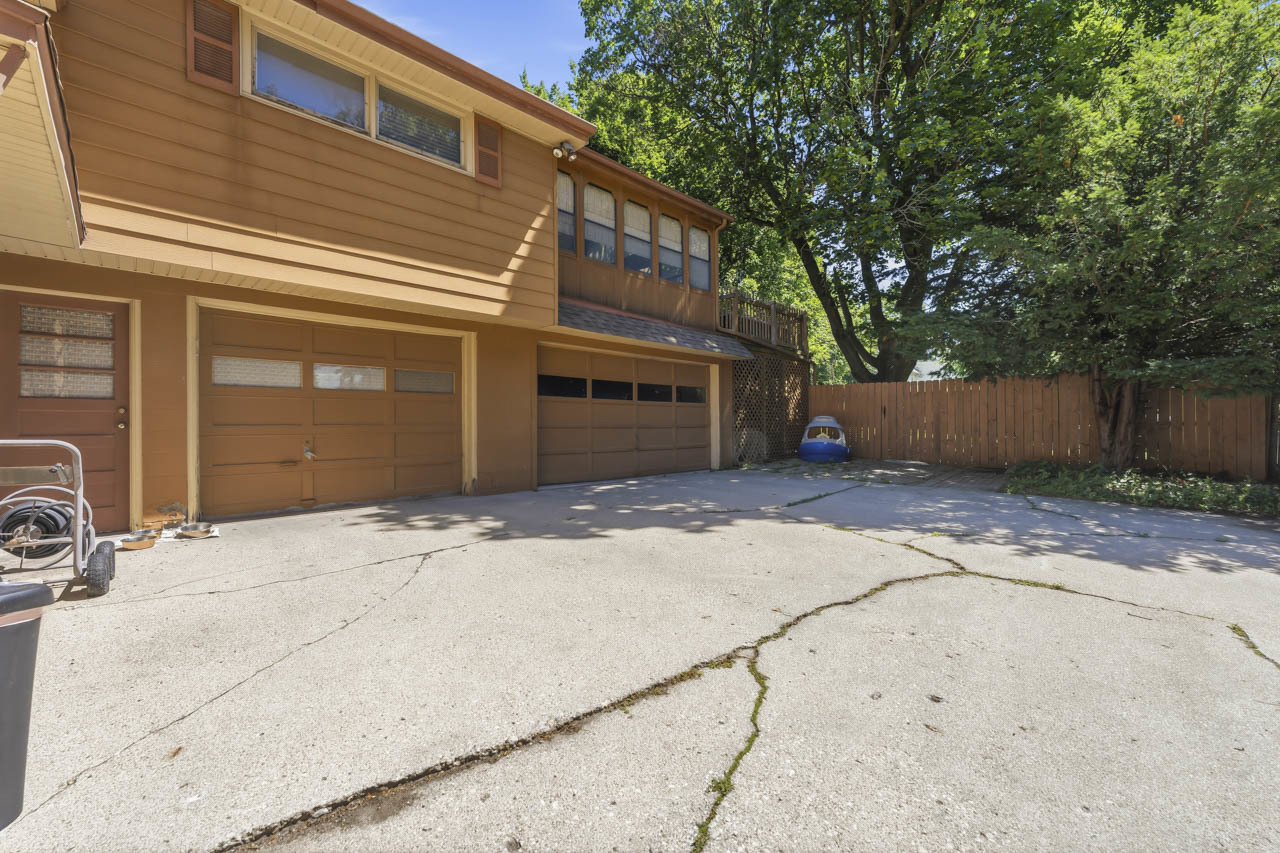 35 Woodland Avenue Property Photo 19