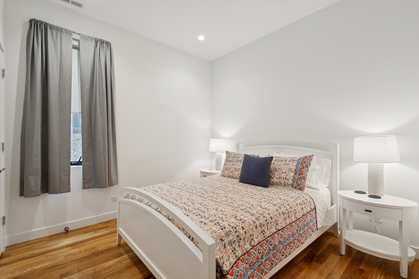 1827 N Milwaukee Avenue 301 Property Photo 13