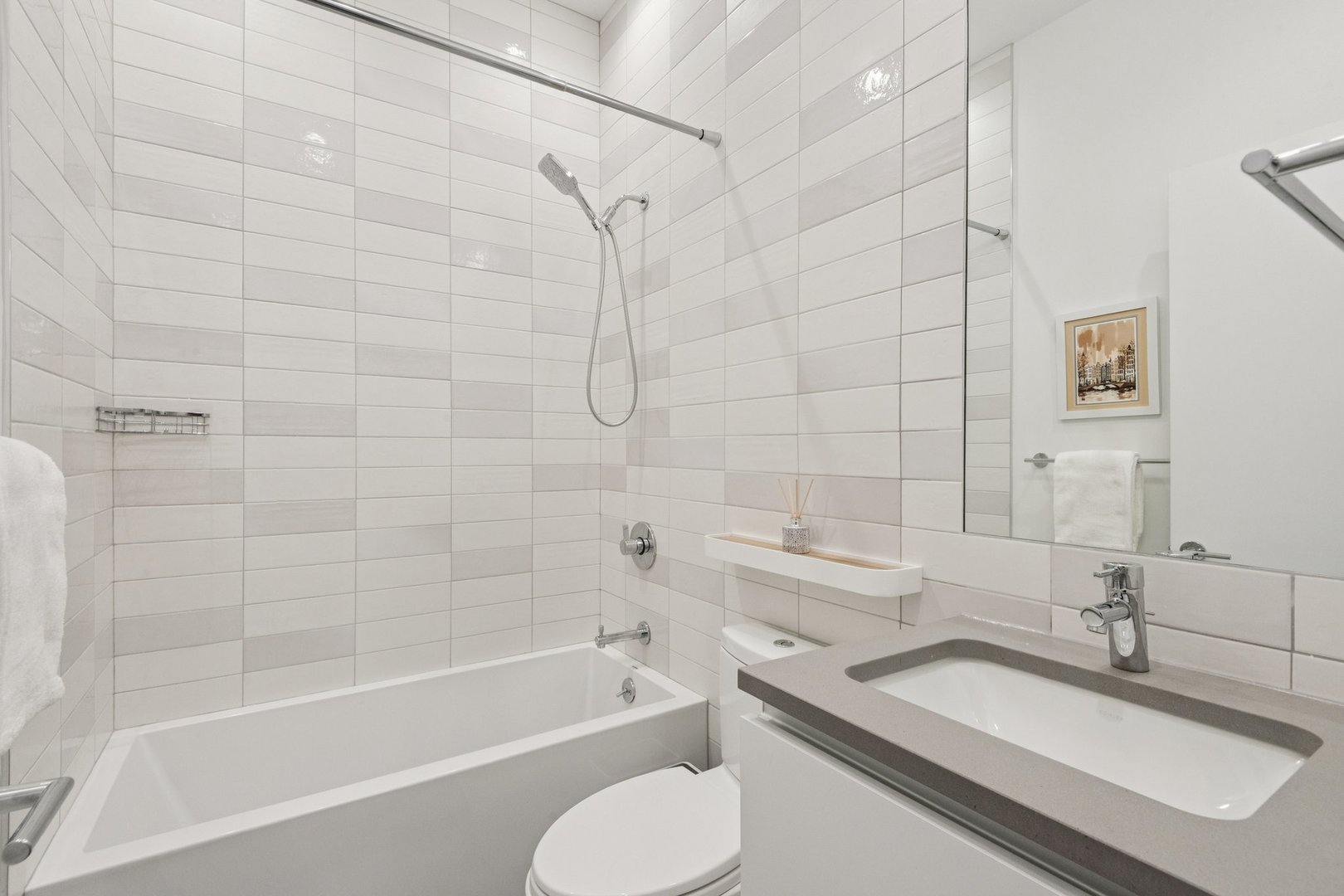 1827 N Milwaukee Avenue 301 Property Photo 14