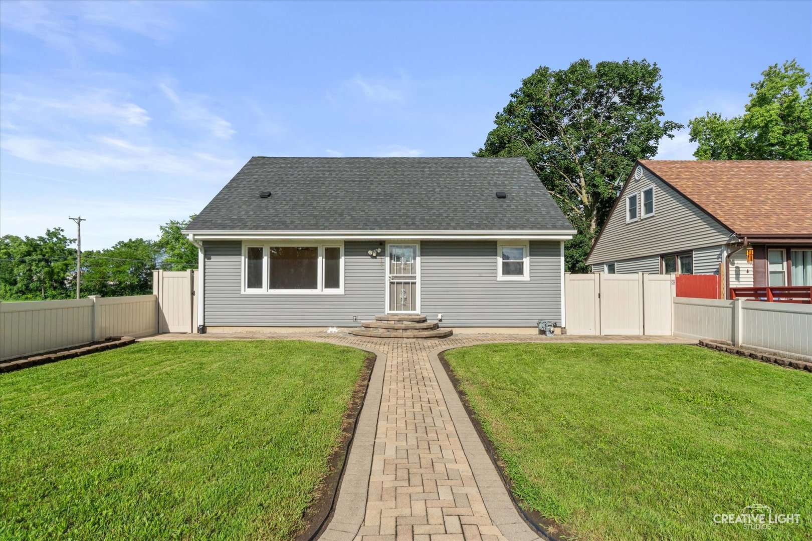 219 Saint Joseph Avenue Property Photo 2