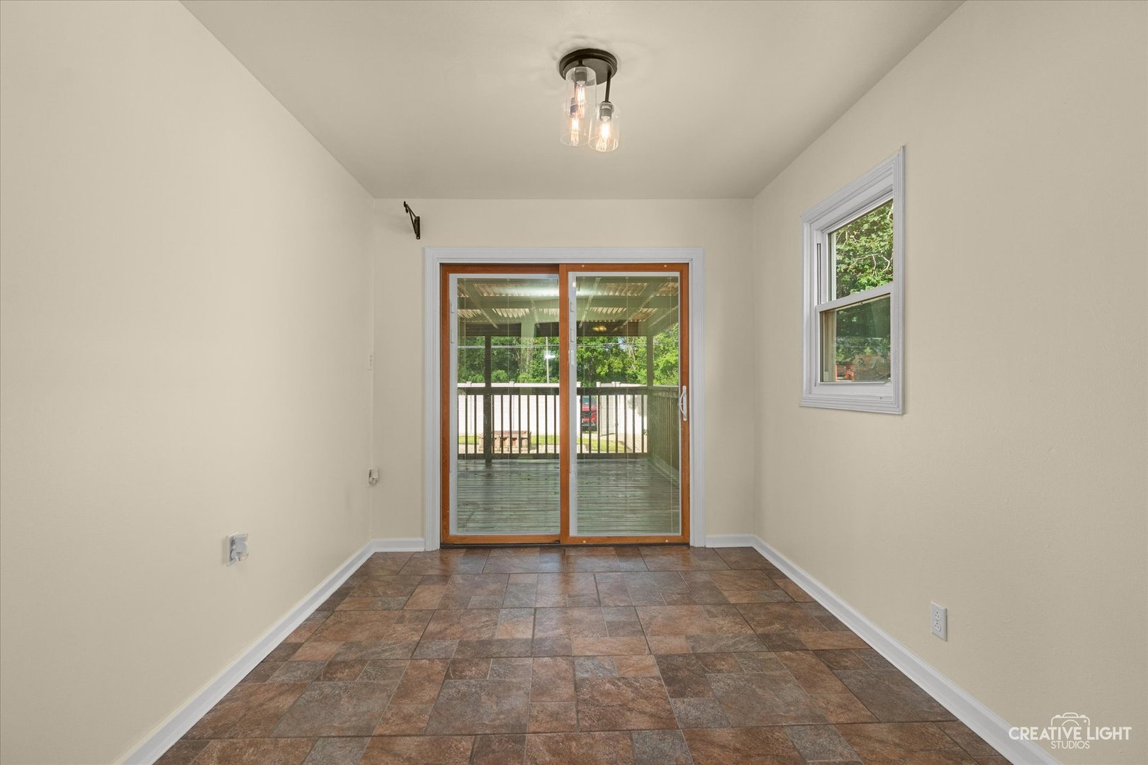 219 Saint Joseph Avenue Property Photo 9