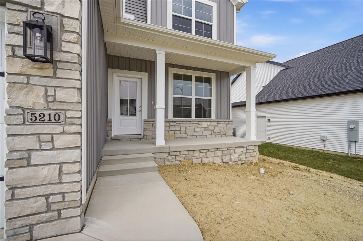 5210 Castlebar Drive Property Photo 3