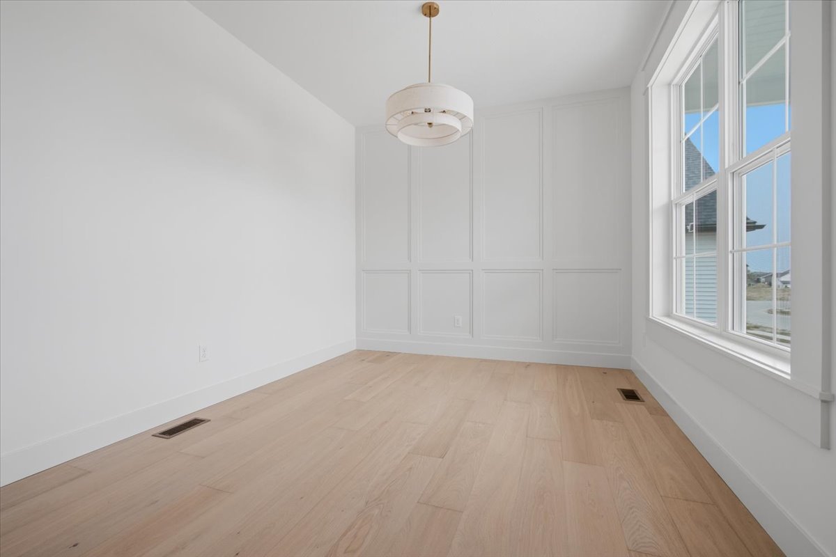 5210 Castlebar Drive Property Photo 4