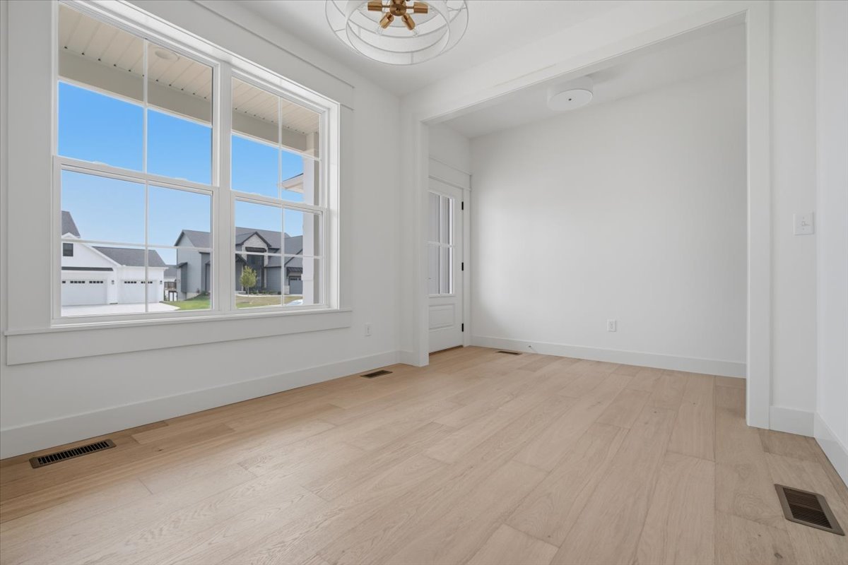 5210 Castlebar Drive Property Photo 5