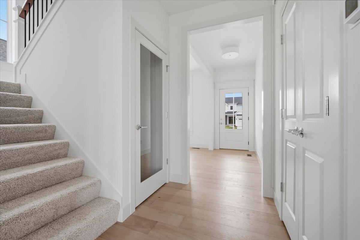 5210 Castlebar Drive Property Photo 6