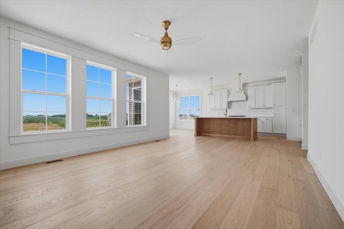 5210 Castlebar Drive Property Photo 14
