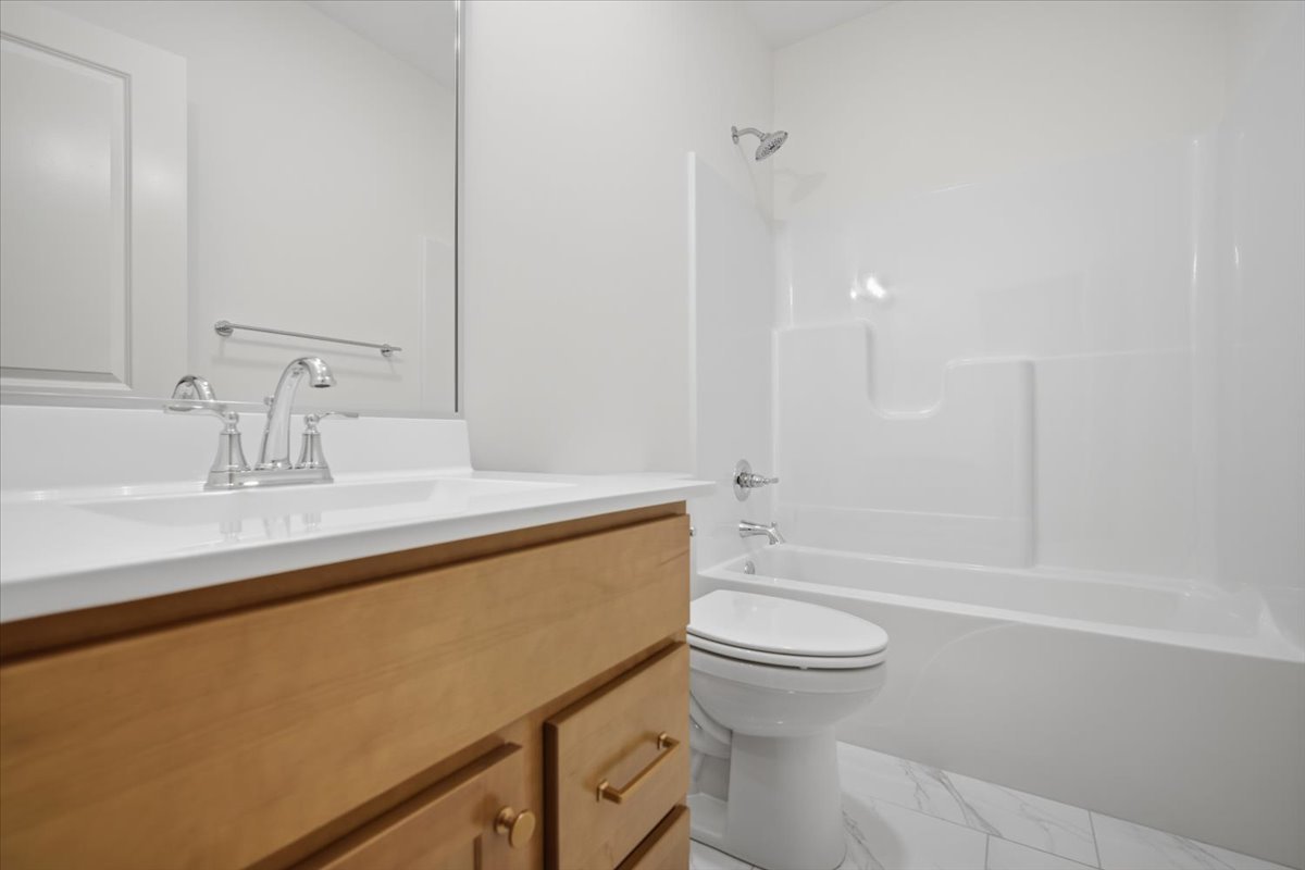 5210 Castlebar Drive Property Photo 24