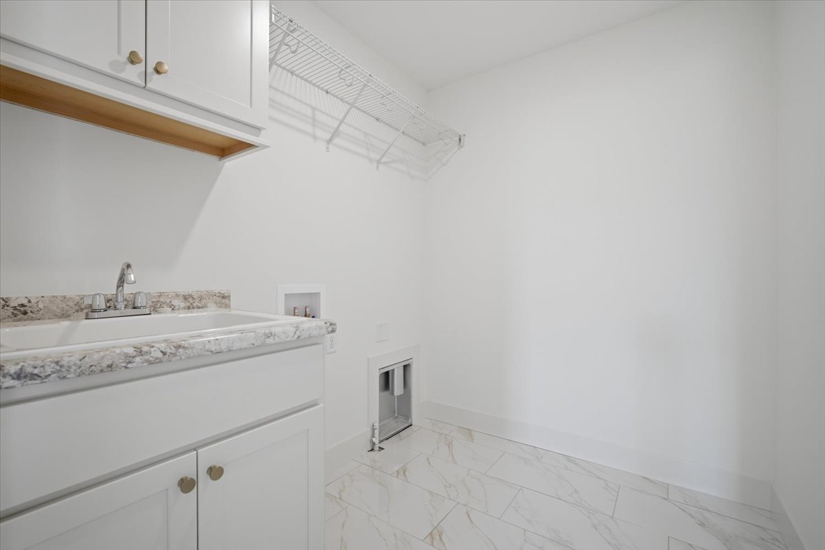 5210 Castlebar Drive Property Photo 28
