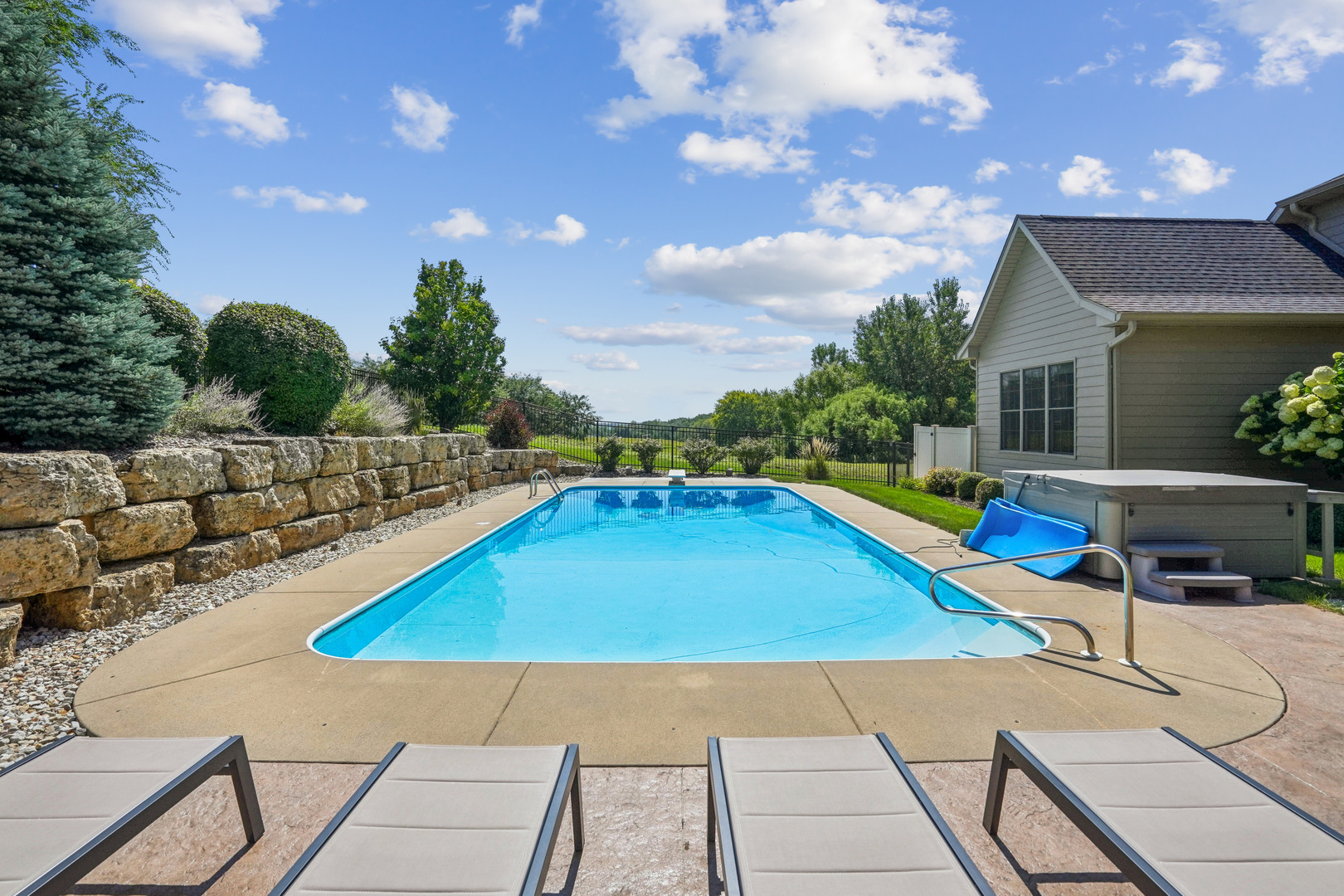 4861 Pigeon Creek Trail Property Photo 46