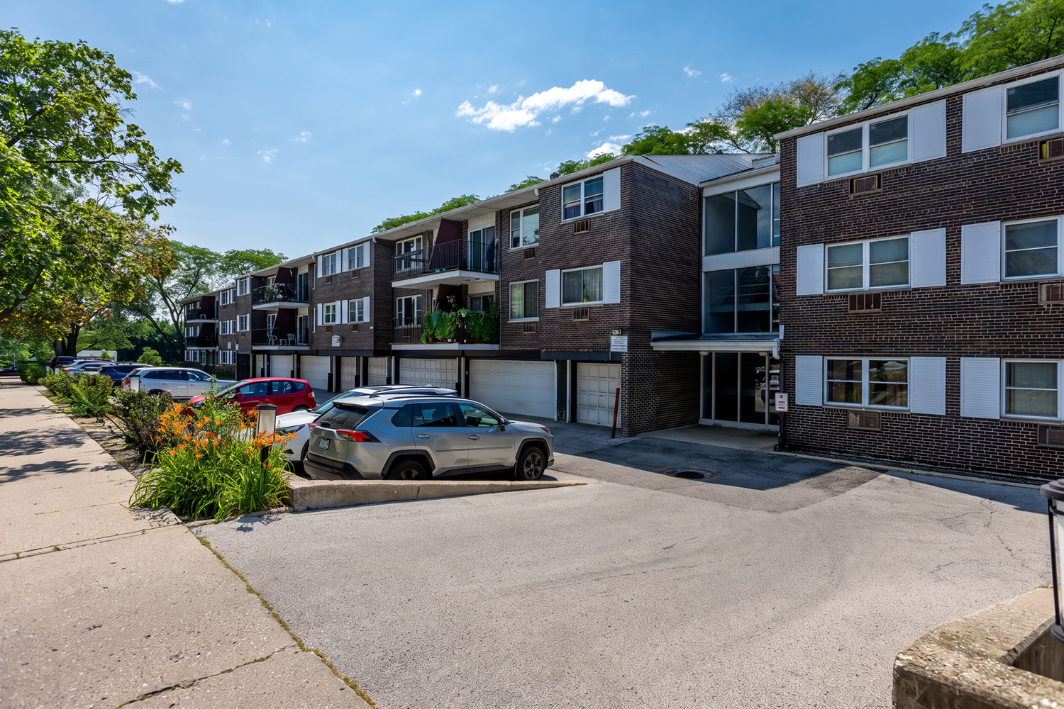 8712 Skokie Boulevard 1i Property Photo 2
