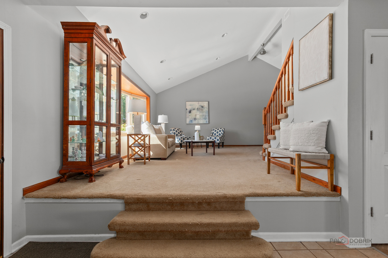 720 S Butterfield Road Property Photo 6
