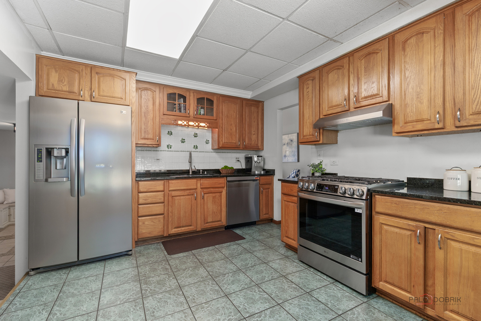 720 S Butterfield Road Property Photo 14