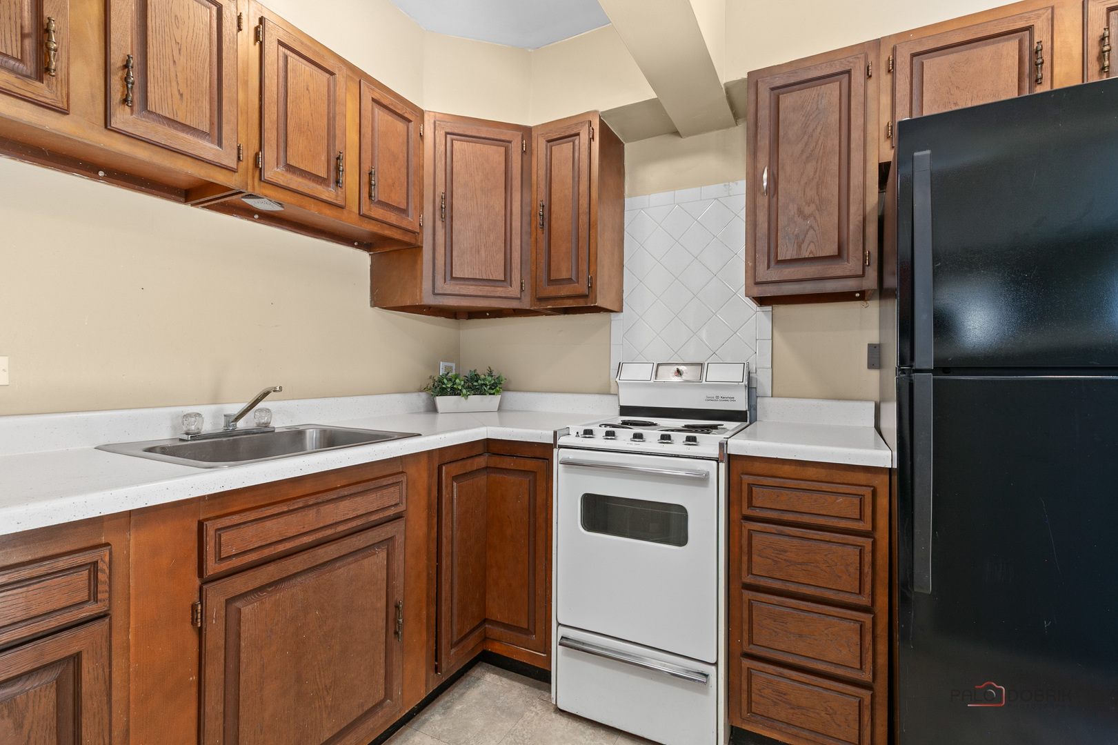 720 S Butterfield Road Property Photo 35