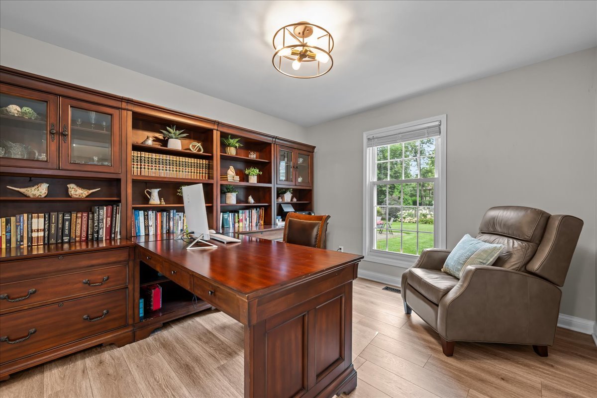 1483 Allen Lane Property Photo 8