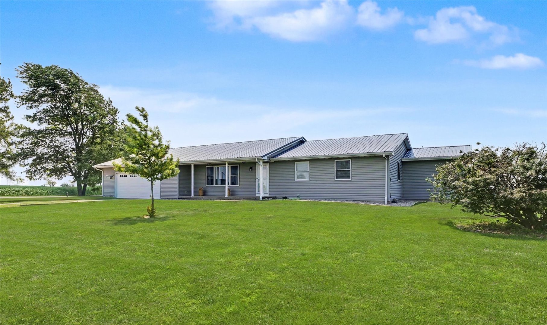 2499 County Road 2600 Property Photo 4