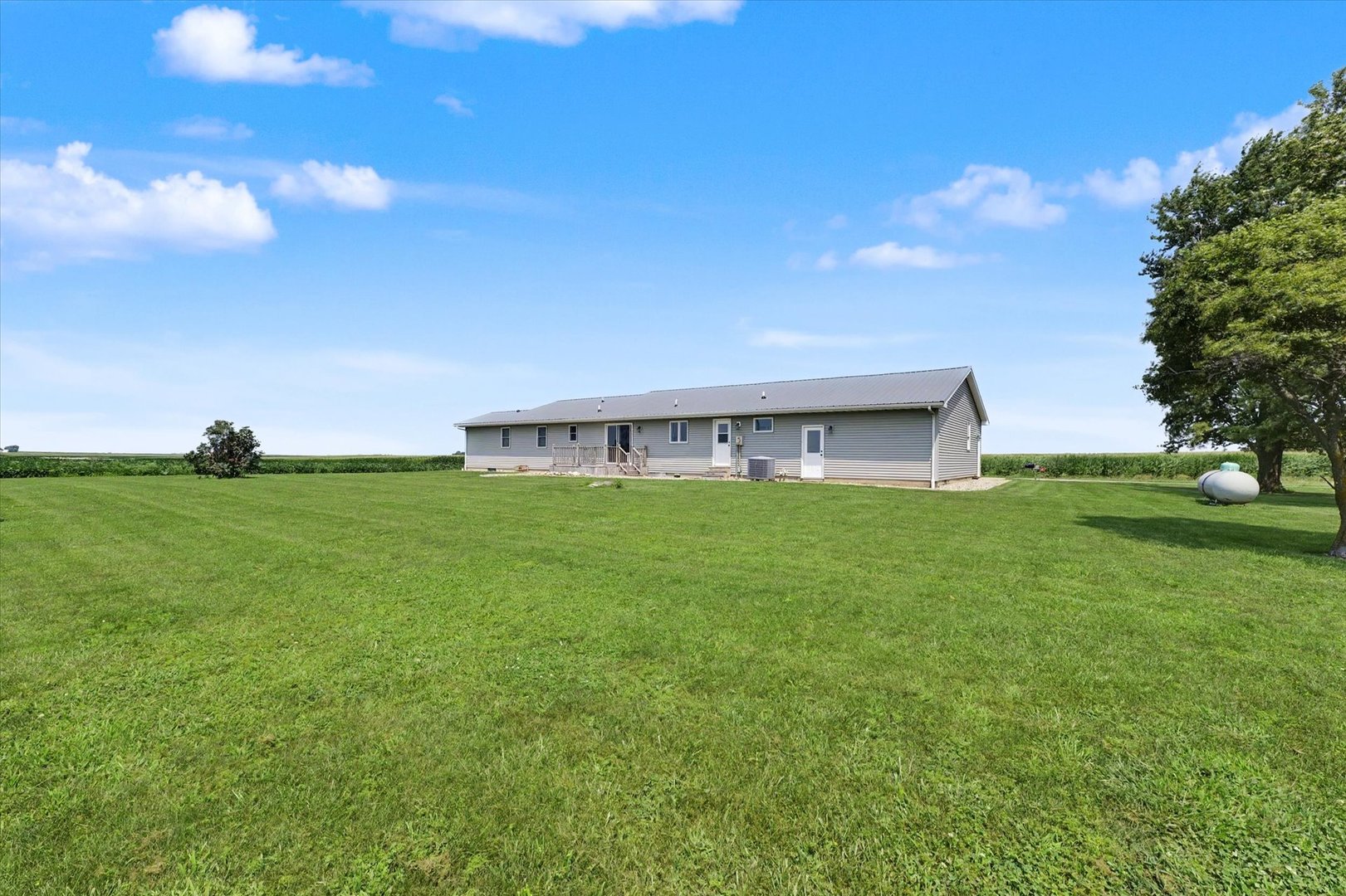 2499 County Road 2600 Property Photo 41