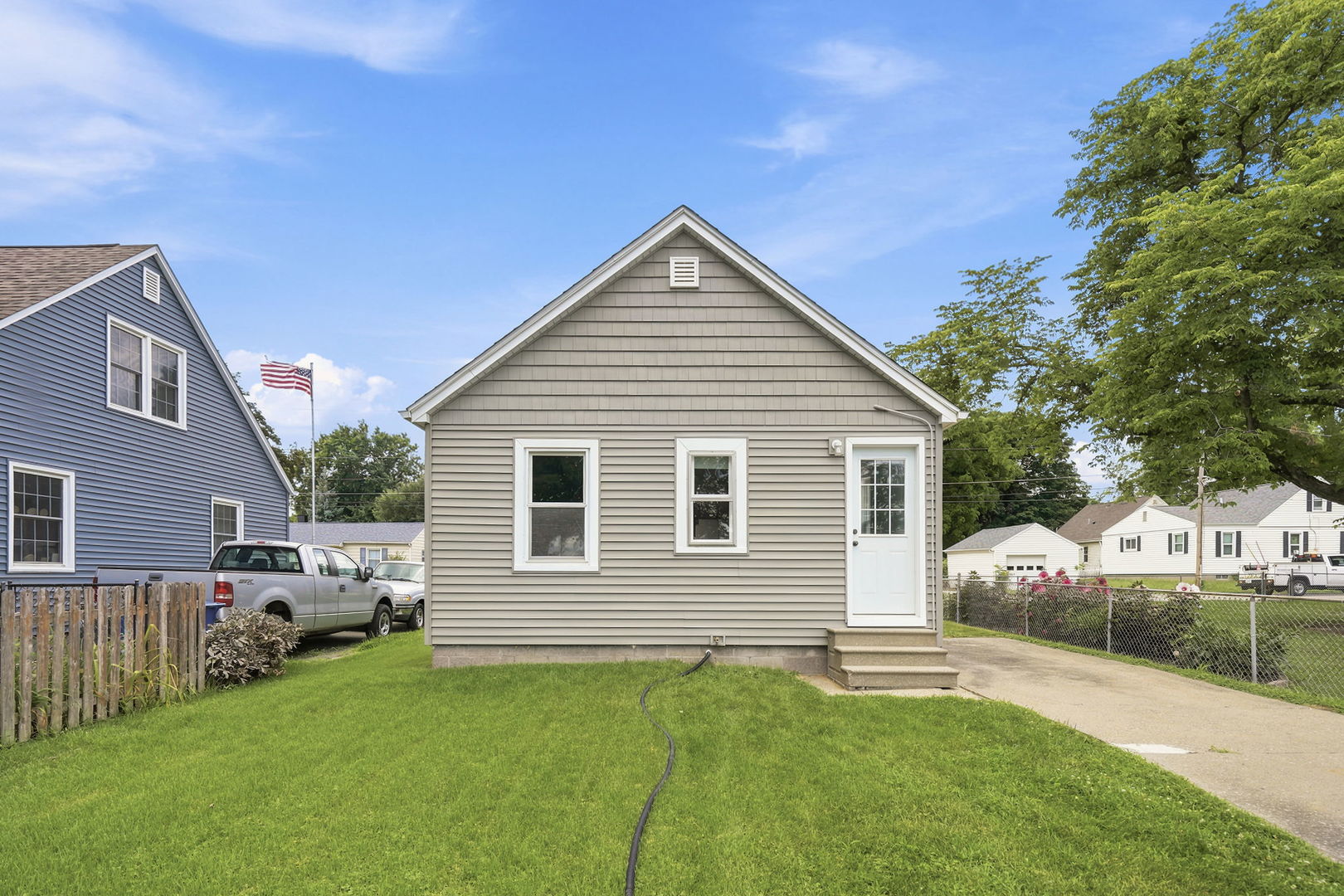 939 31st Street Property Photo 2